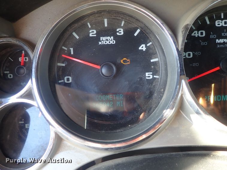 image for item DC3420 2008 Chevrolet Silverado 3500HD Ext. Cab flatbed pickup truck