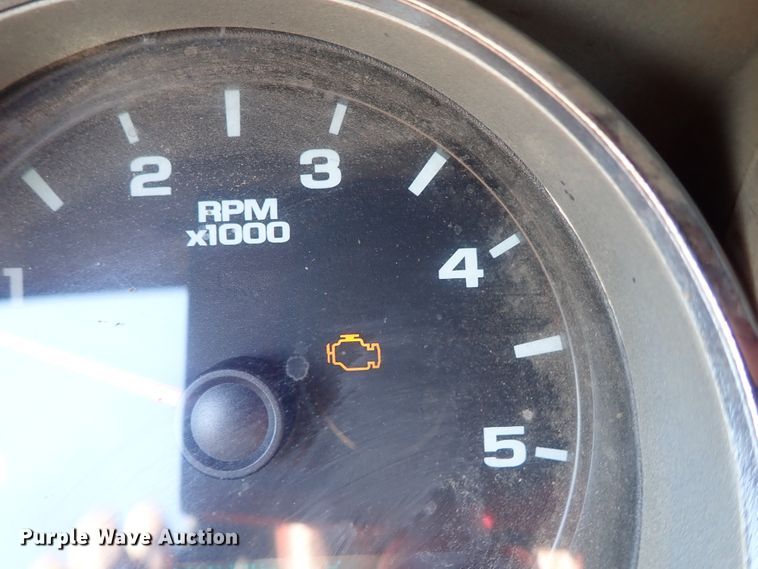 image for item DC3420 2008 Chevrolet Silverado 3500HD Ext. Cab flatbed pickup truck