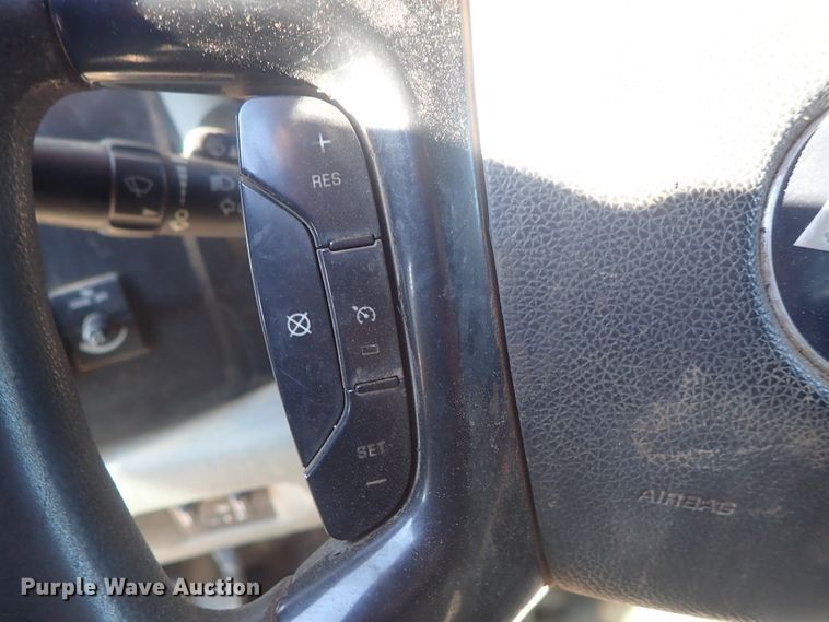 image for item DC3420 2008 Chevrolet Silverado 3500HD Ext. Cab flatbed pickup truck