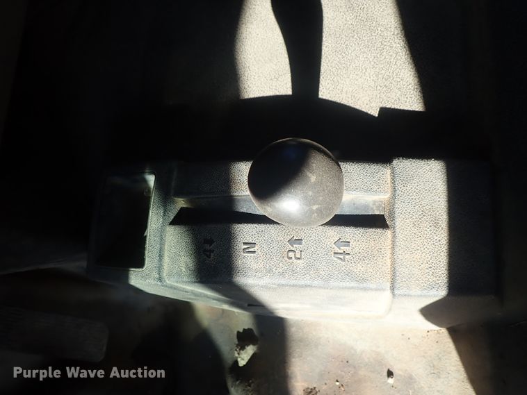 image for item DC3420 2008 Chevrolet Silverado 3500HD Ext. Cab flatbed pickup truck