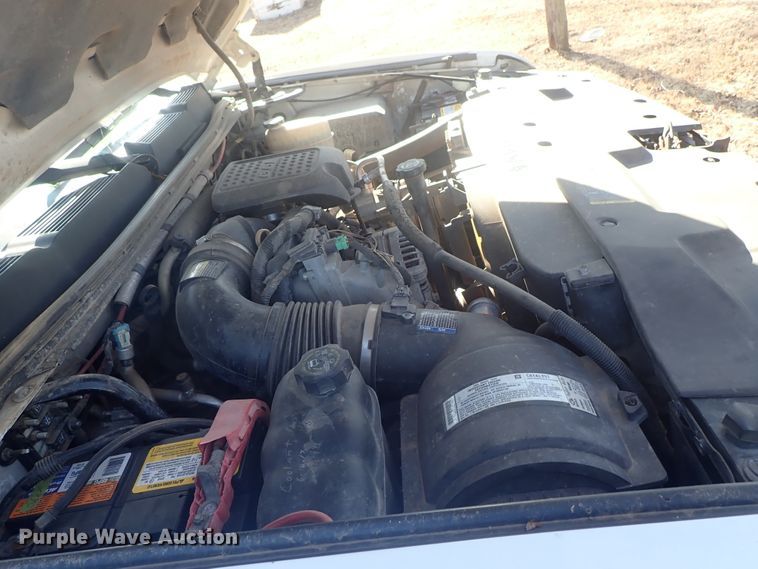 image for item DC3420 2008 Chevrolet Silverado 3500HD Ext. Cab flatbed pickup truck