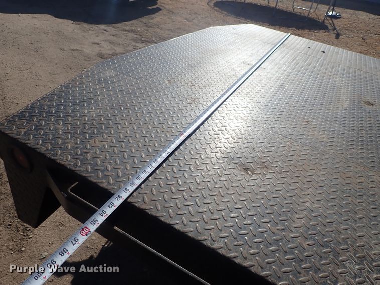 image for item DC3420 2008 Chevrolet Silverado 3500HD Ext. Cab flatbed pickup truck