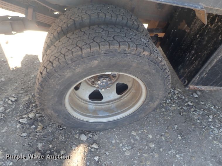 image for item DC3420 2008 Chevrolet Silverado 3500HD Ext. Cab flatbed pickup truck