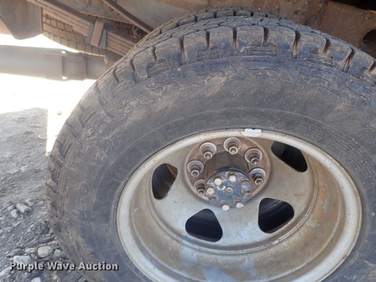 image for item DC3420 2008 Chevrolet Silverado 3500HD Ext. Cab flatbed pickup truck