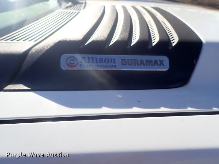 image for item DC3420 2008 Chevrolet Silverado 3500HD Ext. Cab flatbed pickup truck