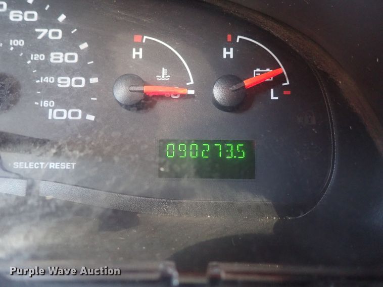 image for item DC3421 2006 Ford E450 school bus