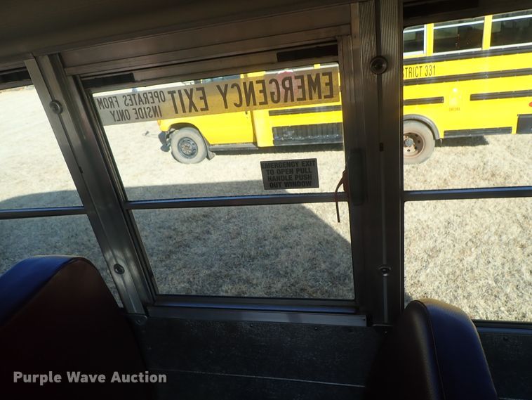 image for item DC3421 2006 Ford E450 school bus