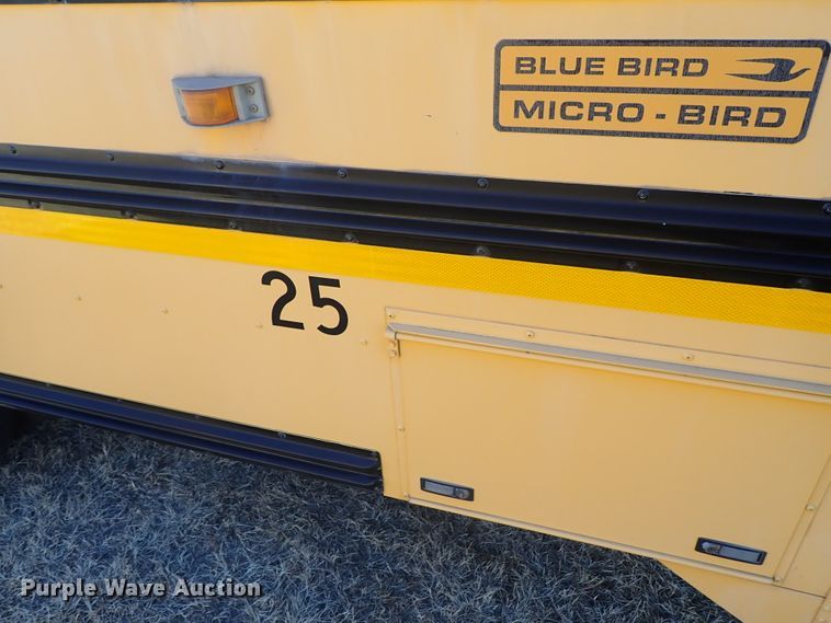 image for item DC3421 2006 Ford E450 school bus