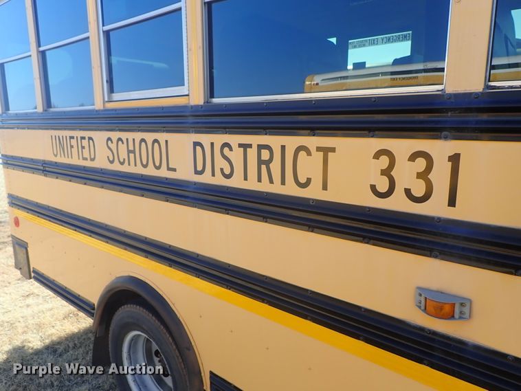 image for item DC3421 2006 Ford E450 school bus