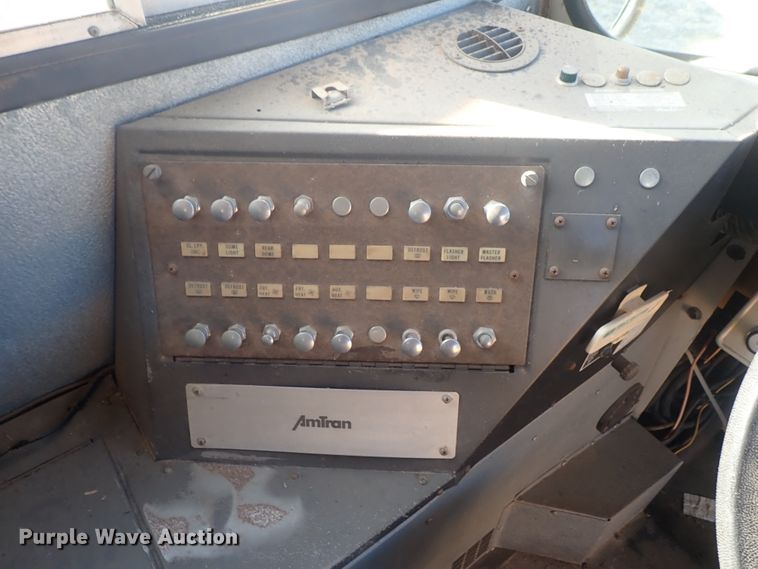 image for item DC3422 1994 Ford F700 Am Tran school bus