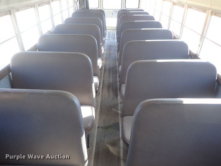 image for item DC3422 1994 Ford F700 Am Tran school bus