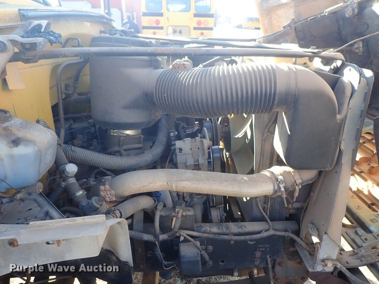 image for item DC3422 1994 Ford F700 Am Tran school bus