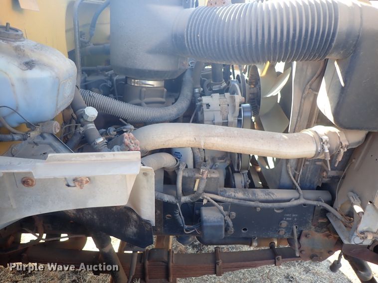 image for item DC3422 1994 Ford F700 Am Tran school bus