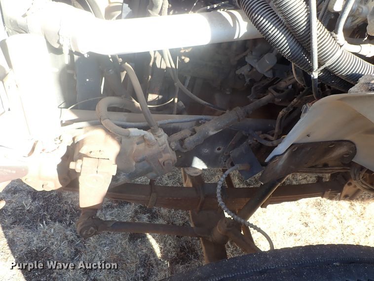 image for item DC3422 1994 Ford F700 Am Tran school bus