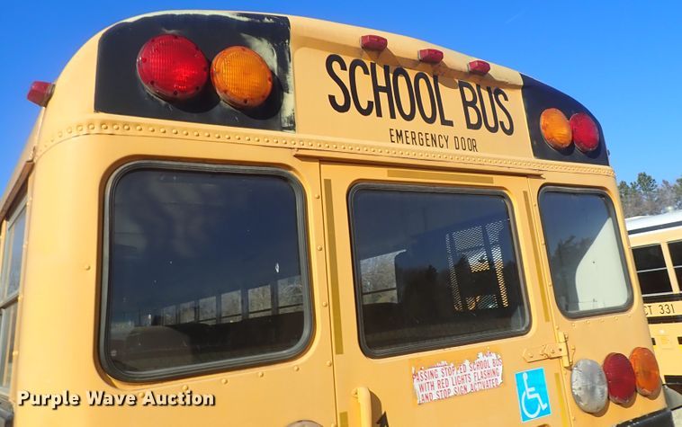 image for item DC3422 1994 Ford F700 Am Tran school bus