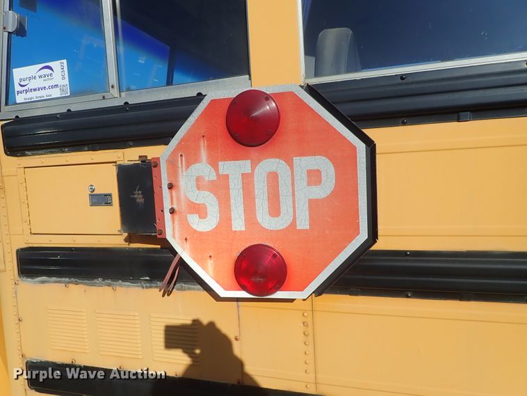 image for item DC3422 1994 Ford F700 Am Tran school bus