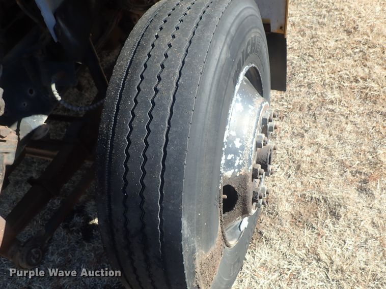 image for item DC3422 1994 Ford F700 Am Tran school bus