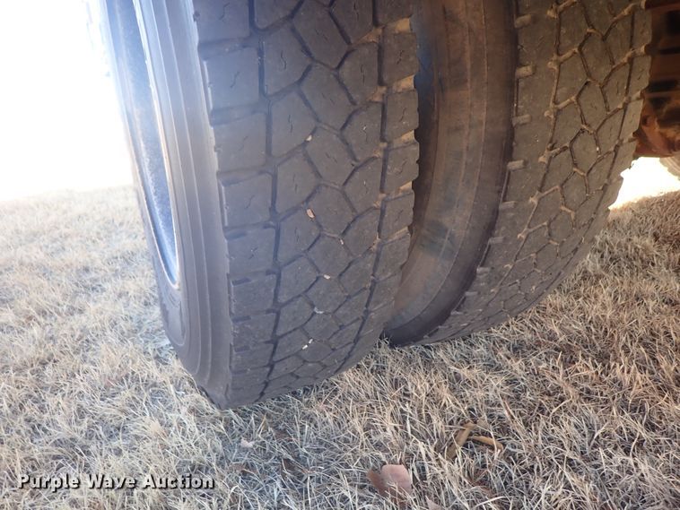 image for item DC3422 1994 Ford F700 Am Tran school bus