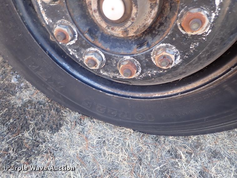 image for item DC3422 1994 Ford F700 Am Tran school bus