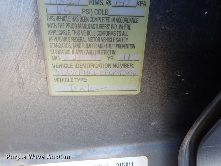 image for item DC3426 2011 Dodge Ram 3500 Crew Cab flatbed pickup truck