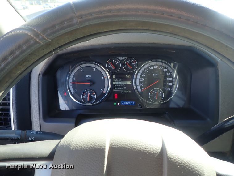 image for item DC3426 2011 Dodge Ram 3500 Crew Cab flatbed pickup truck