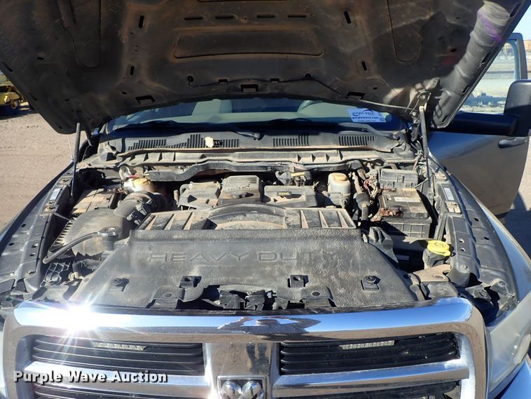 image for item DC3426 2011 Dodge Ram 3500 Crew Cab flatbed pickup truck