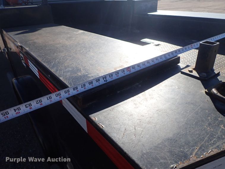 image for item DC3426 2011 Dodge Ram 3500 Crew Cab flatbed pickup truck