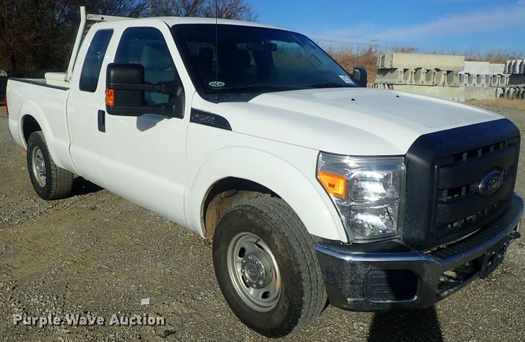 image for item DC3428 2015 Ford F250 Super Duty SuperCab pickup truck