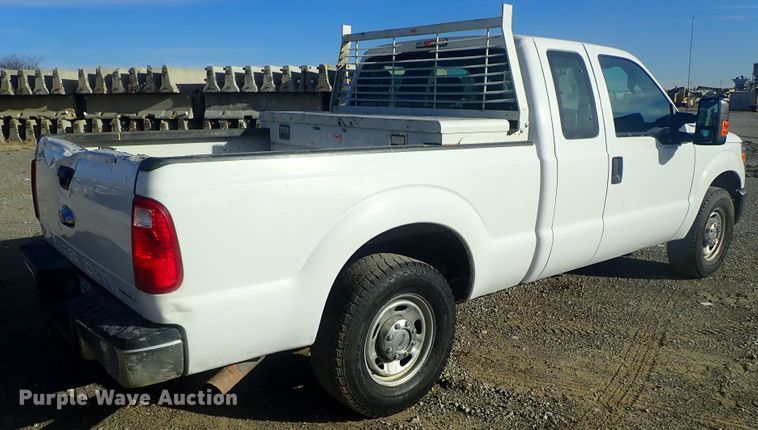 image for item DC3428 2015 Ford F250 Super Duty SuperCab pickup truck