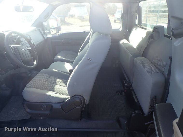 image for item DC3428 2015 Ford F250 Super Duty SuperCab pickup truck