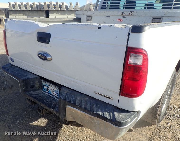 image for item DC3428 2015 Ford F250 Super Duty SuperCab pickup truck