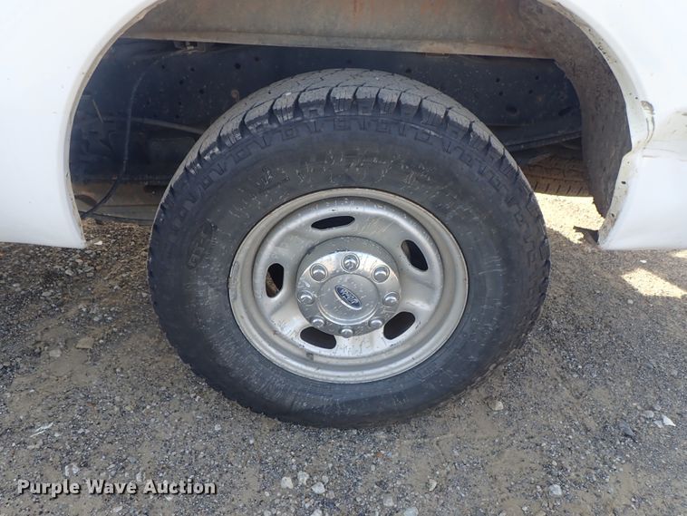 image for item DC3428 2015 Ford F250 Super Duty SuperCab pickup truck