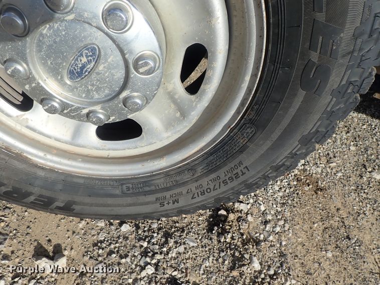 image for item DC3428 2015 Ford F250 Super Duty SuperCab pickup truck