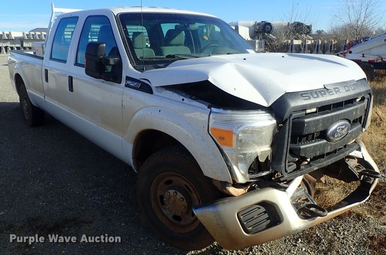 image for item DC3429 2016 Ford F250 Super Duty Crew Cab pickup truck