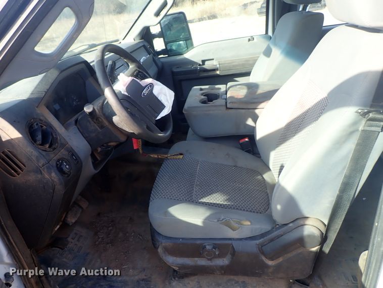 image for item DC3429 2016 Ford F250 Super Duty Crew Cab pickup truck