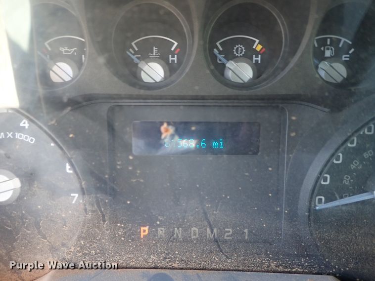 image for item DC3429 2016 Ford F250 Super Duty Crew Cab pickup truck