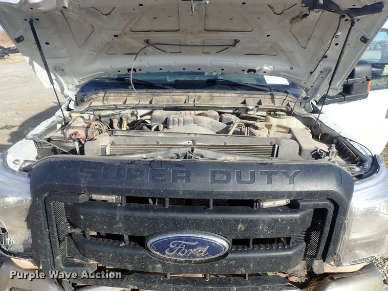 image for item DC3429 2016 Ford F250 Super Duty Crew Cab pickup truck