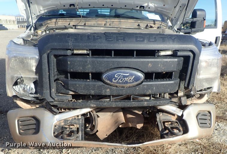 image for item DC3429 2016 Ford F250 Super Duty Crew Cab pickup truck