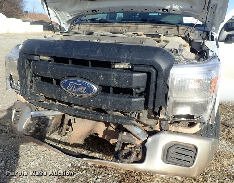 image for item DC3429 2016 Ford F250 Super Duty Crew Cab pickup truck