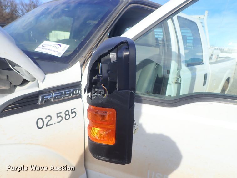 image for item DC3429 2016 Ford F250 Super Duty Crew Cab pickup truck