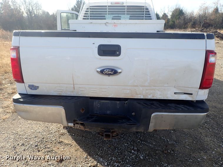 image for item DC3429 2016 Ford F250 Super Duty Crew Cab pickup truck