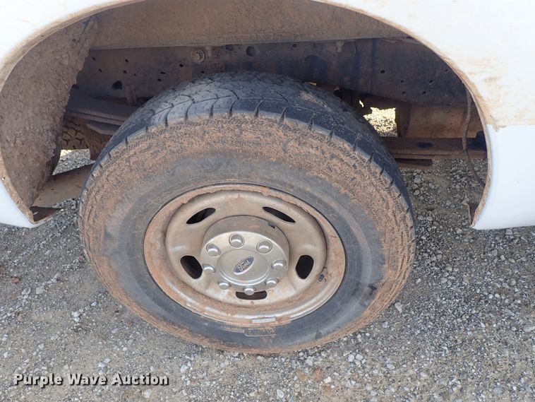 image for item DC3429 2016 Ford F250 Super Duty Crew Cab pickup truck