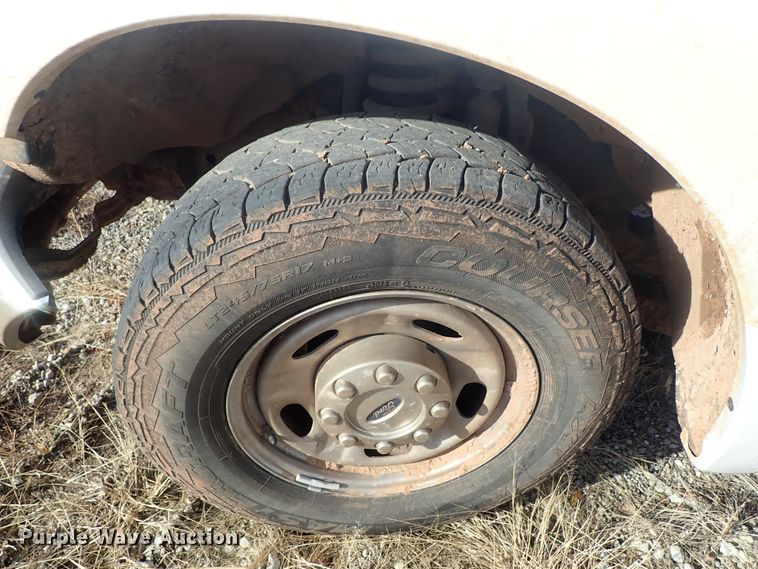 image for item DC3429 2016 Ford F250 Super Duty Crew Cab pickup truck