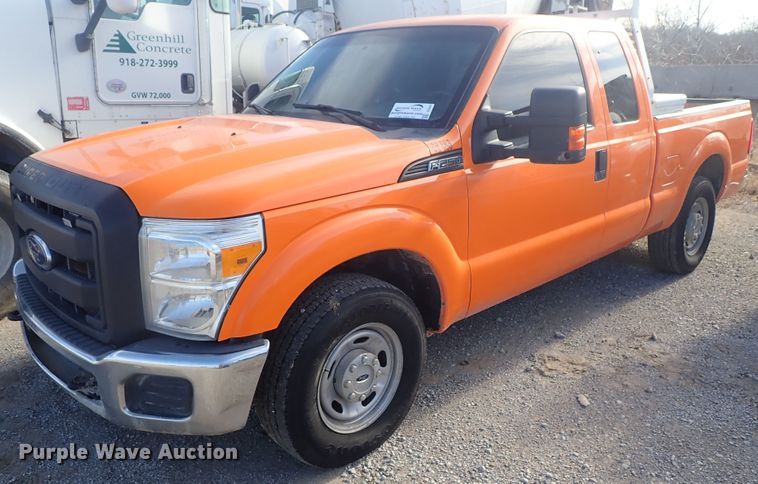 image for item DC3431 2014 Ford F250 Super Duty SuperCab pickup truck