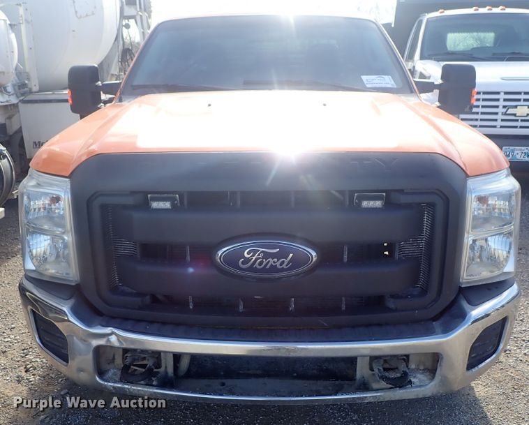 image for item DC3431 2014 Ford F250 Super Duty SuperCab pickup truck