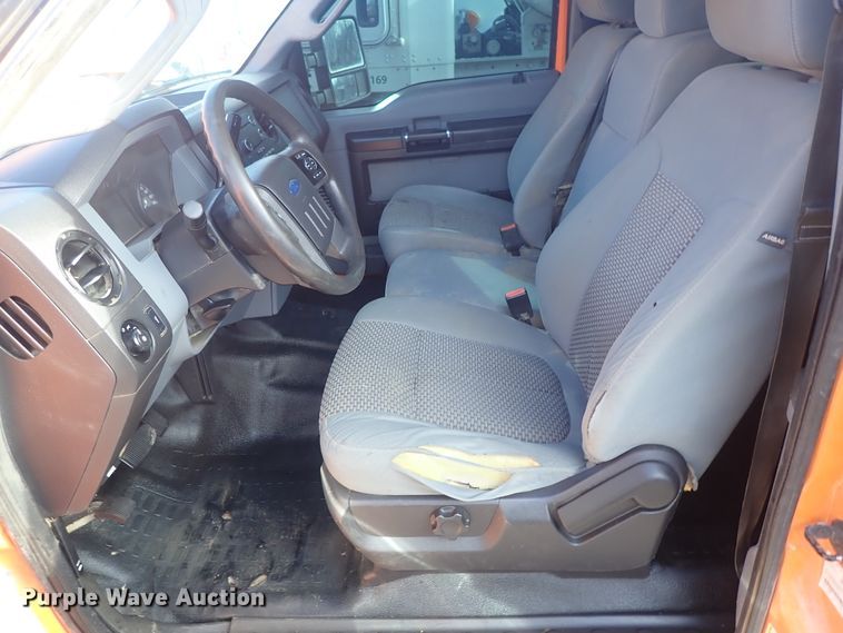 image for item DC3431 2014 Ford F250 Super Duty SuperCab pickup truck