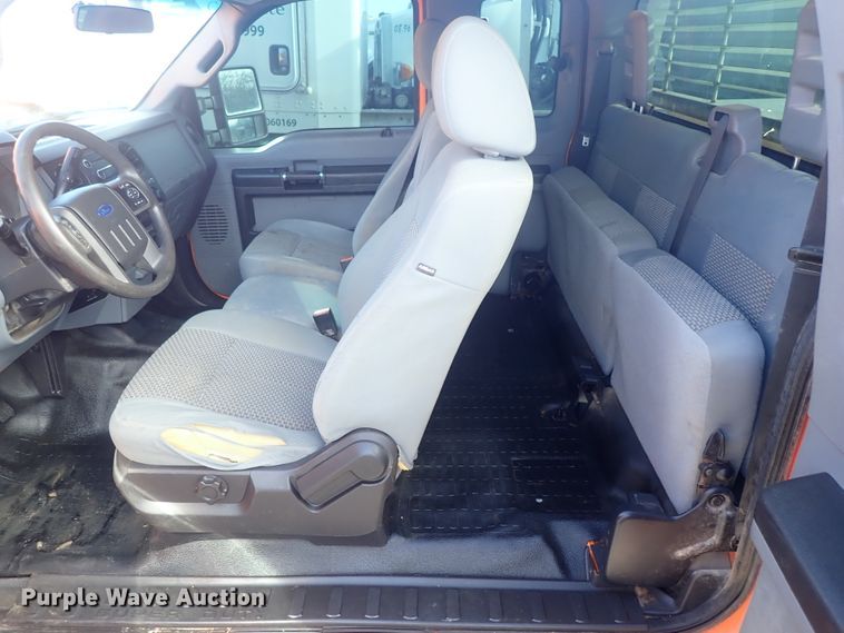 image for item DC3431 2014 Ford F250 Super Duty SuperCab pickup truck