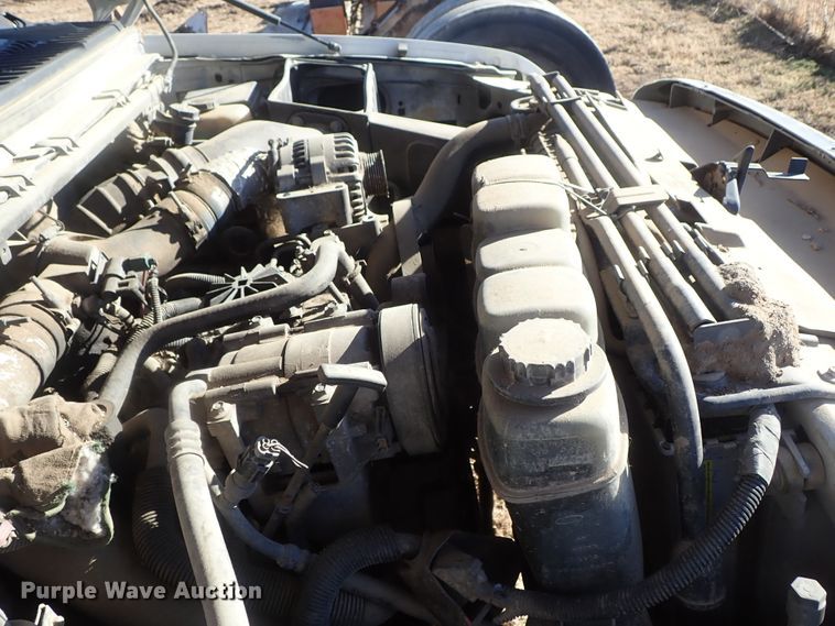 image for item DC3437 1999 Ford F450 Super Duty flatbed truck