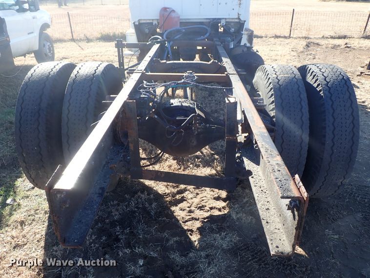 image for item DC3438 1977 Ford LN700 truck cab and chassis