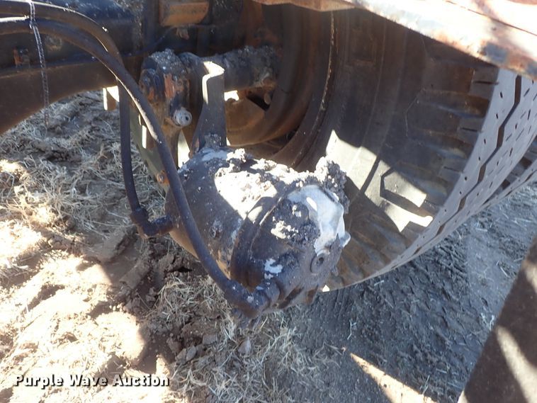 image for item DC3438 1977 Ford LN700 truck cab and chassis